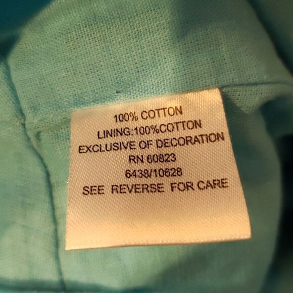 Bamboo Traders Blue Metallic Designer Capris - Picture 8 of 8